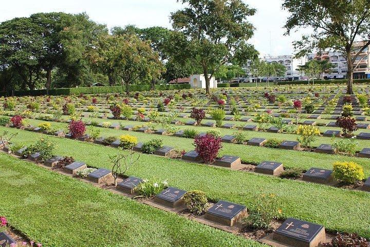 Excursión de un día a Kanchanaburi – Río Kwai y ferrocarril de la muerte desde Bangkok