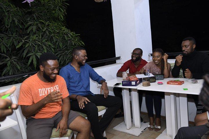 Noche de juegos en la metáfora