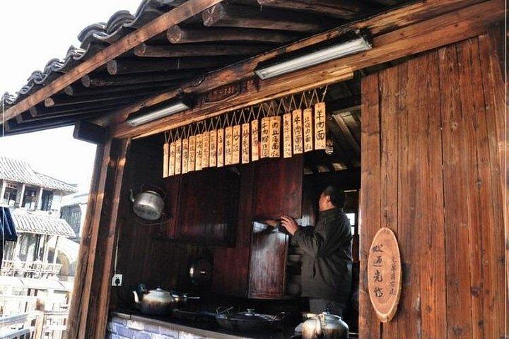 烏鎮水郷と京杭大運河の杭州日帰りツアー