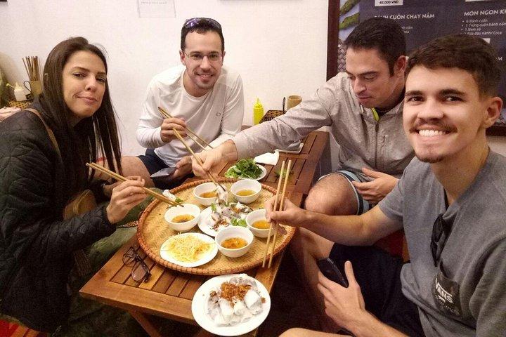 Hanoi Street Food Tour com Guia de Experiência e Foodie Real