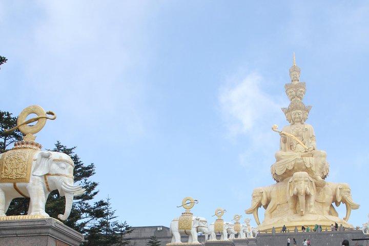 九uz溝、黄龍、成都、楽山大仏、E眉山への6日間のプライベートツアー