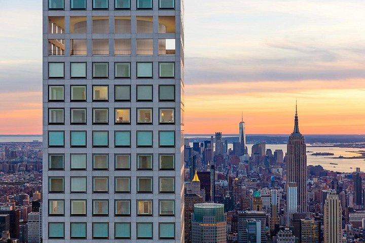 スーパートールの台頭:ビリオネアズ ロウ NYC プライベート ウォーキング ツアー