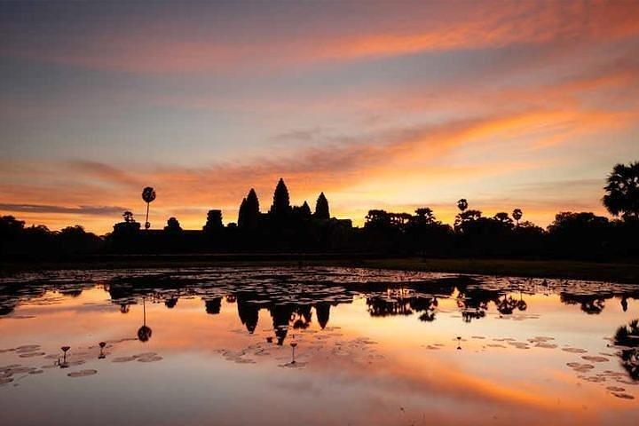 Siem Reap Sunrise Small-Group Tour i Angkor Wat