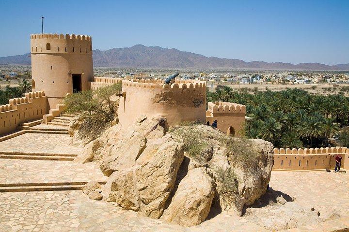 Além do Forte & Oman do Norte a partir de Muscat
