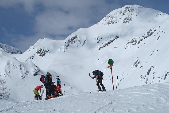 Recorrido de esquí inolvidable Abrazo Nevado transversal del Parque Nacional de Triglav