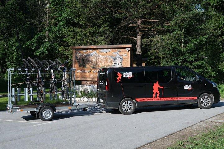 Ottieni un trasferimento per te, famiglia, gruppo di ciclisti, escursionisti-intorno alle Alpi Giulie
