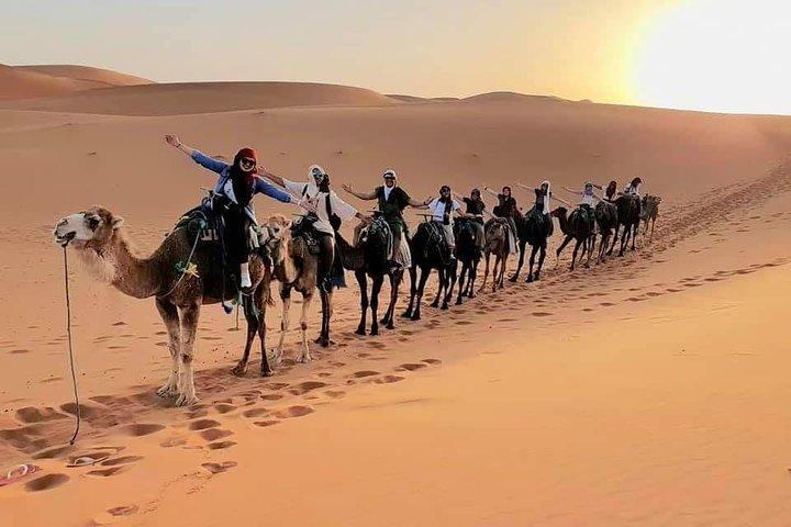 Tour condiviso di 3 giorni da Marrakech al deserto di Merzouga