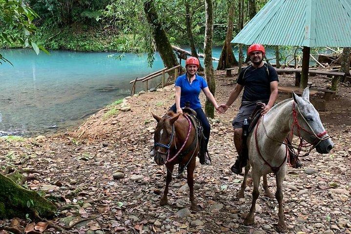 Horseback riding Rio Celeste