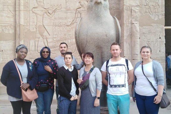 ルクソールからアスワンまでの 4 泊 5 日間のナイル川クルーズ旅行