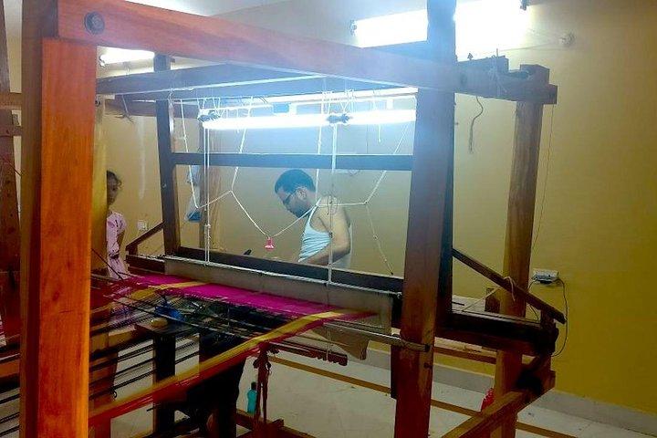 Textile tour of Hyderabad with guide and pick up