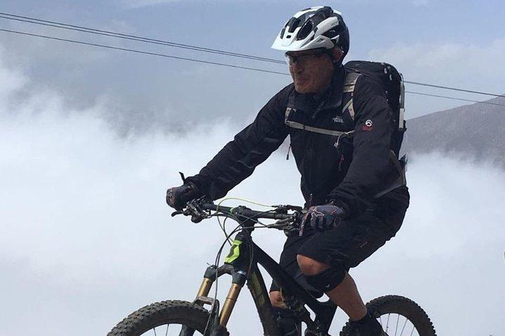 マラケシュからの挑戦的なシングルトラックマウンテンバイク日帰り旅行