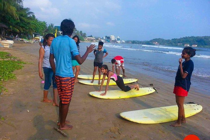 Lezioni di surf a Unawatuna