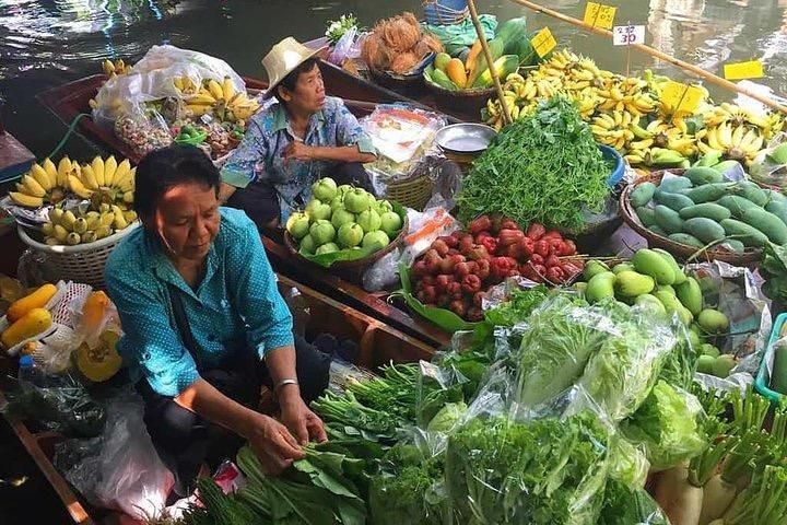 Mercados flotantes de Khlong Lat Mayom & Taling Chan (multilingües)