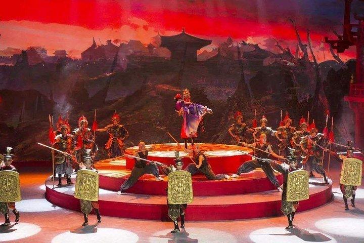 Private Xi'an Night Tour Including Tang Dynasty Dance Show & Dumpling Banquet