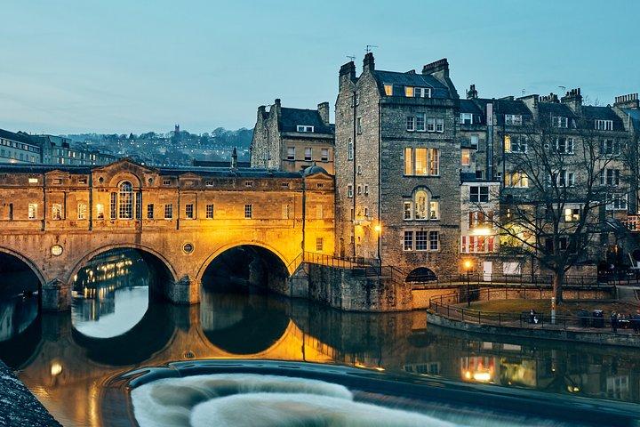 Visite privée d'une journée complète à Bath, Windsor et Stonehenge