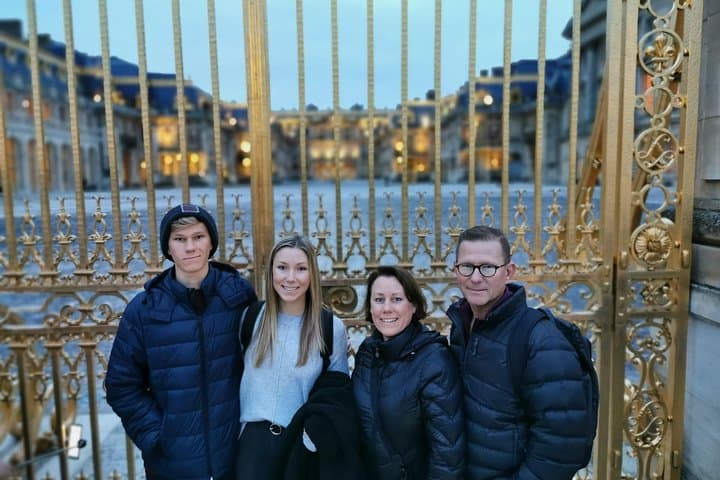 Versailles Domain Private Half Day Guided Tour with Hotel Pickup from Paris