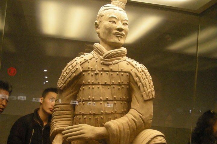 Excursion d'une journée à Xi'an: escale en terre cuite avec transferts aéroport ronds (XIY)