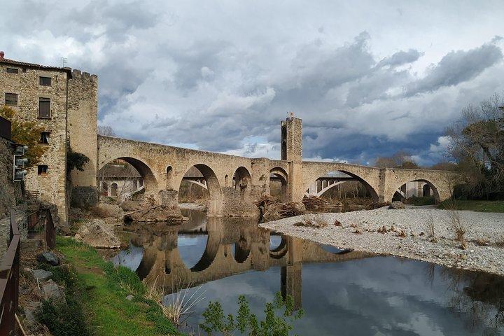 Medieval Villages & La Garrotxa Volcanic Zone Hiking. Small Group Tour