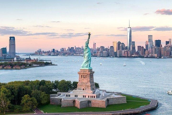 New York One Day Tour-One World Trade & Freedom Cruise vanuit NY / BOS