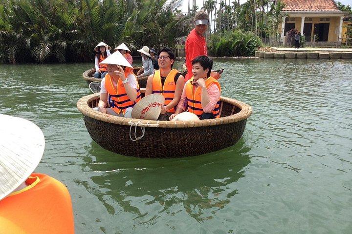 Markttour, Korbboot und Kochkurs Hoi An