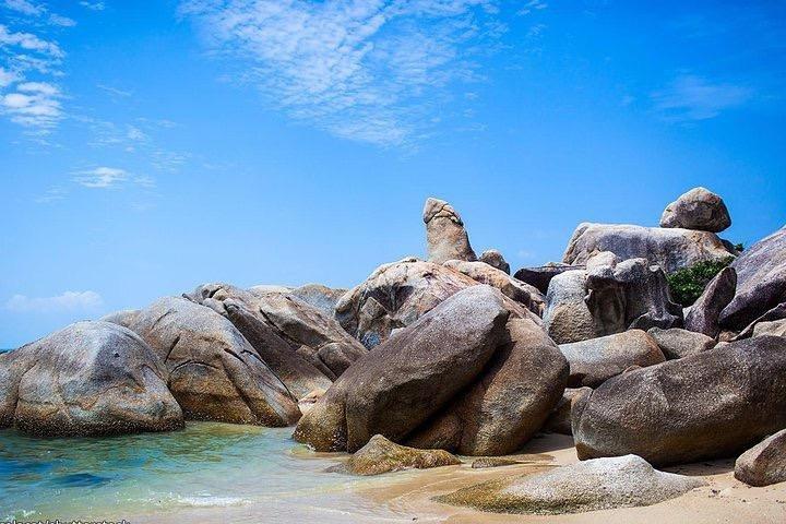 Ko Samui City Tour inklusive Wat Phra Yai, Lat Ko Viewpoint, Hin Ta Hin Yai Rock