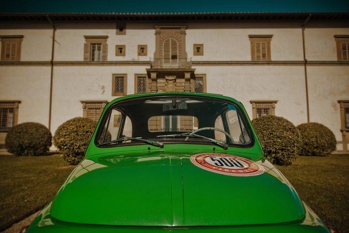 Kør selv Vintage Fiat 500 Tour: Gourmetfrokost og vinsmagning