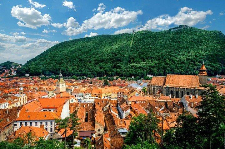 Flygplatstransfer: Bukarest flygplats OTP till Brasov med affärsbil