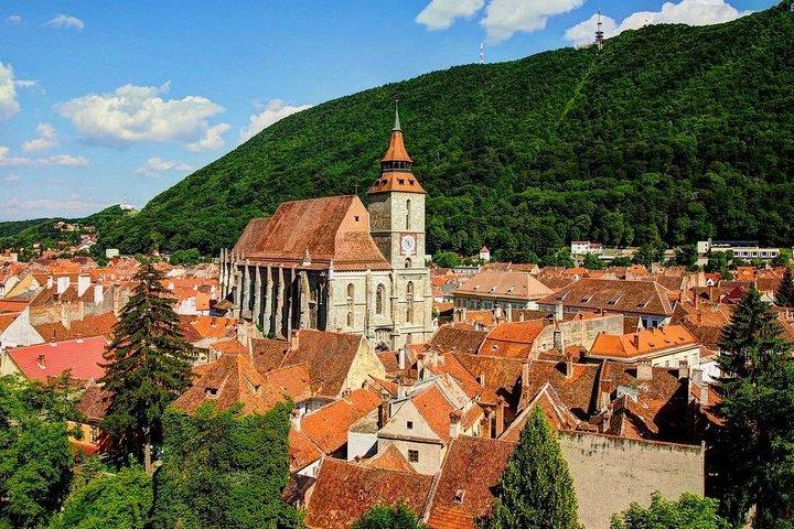 Trasferimento di partenza: Da Brasov per Aeroporto Bucarest OTP con Luxury Van
