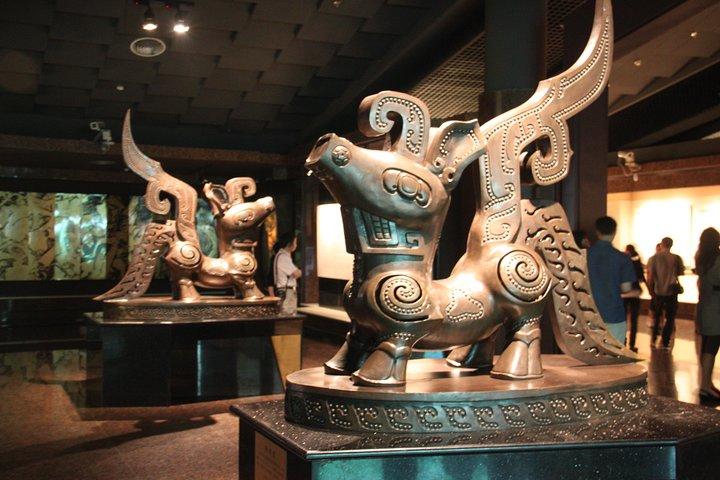 Excursão de um dia à Base do Panda de Chengdu e ao Museu de Sanxingdui