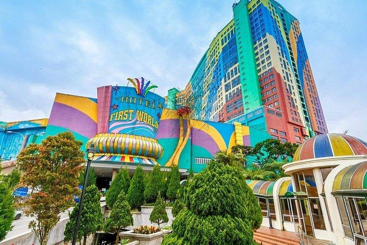 Genting Highland Day Trip Include 2-Way Cable Car Tickets