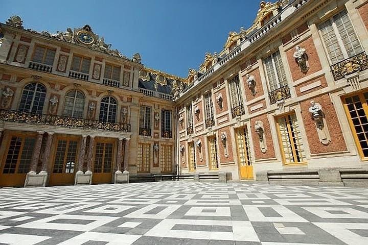 Versailles Palace and Park Private Guided Day Tour from Paris