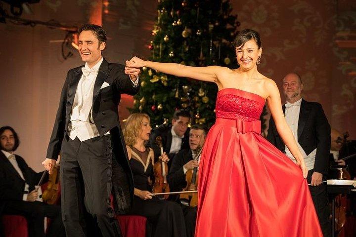 Weihnachten im Schloss Schönbrunn Wien: Klassisches Konzert und Weihnachtsmarkt
