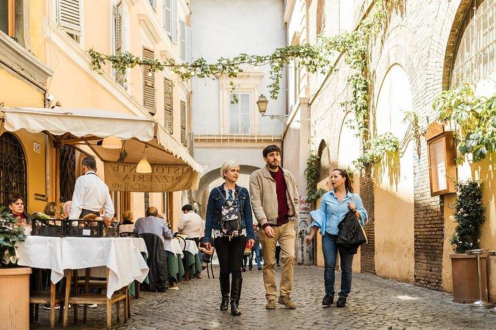Rome Private Custom Tour com um local, destaques e gemas escondidas
