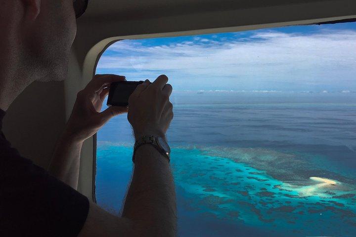 1-stündiger Rundflug über die Whitsunday Islands und das Heart Reef
