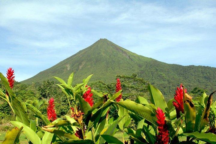 13 Days Essential Costa Rica com extensão para Manuel Antonio Beach e San Jose