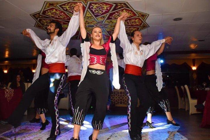 Bosporen Middagskryssning med turkisk nattshow Alkoholfri