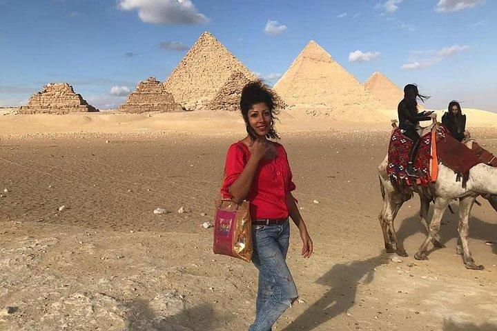 Private 4-Hours Giza Pyramids ,Sphinx ,Camel Ride and Lunch