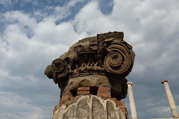 Pompeii Ancient City Walking Tour – Italian & English Guide