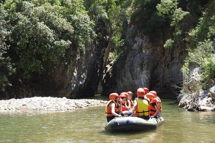 Gorges of Tiberius in rubber dinghy, Unesco Geopark site