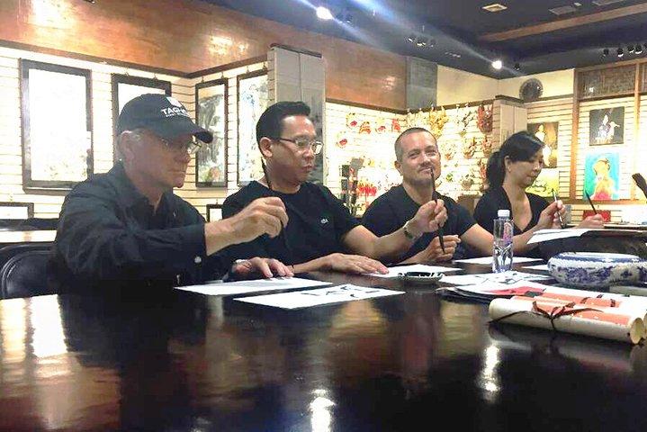 Terracotta Warriors, Calligraphy Class, Foodie Experience i Xian
