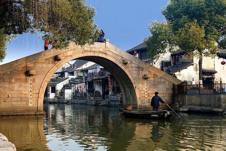 Ganztägige private Tour durch Shanghai zur alten Wasserstadt Xitang