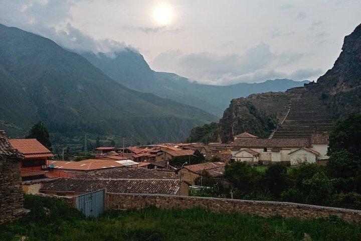 2 Day Machu Picchu Tour Unique Journey with Sunrise & Local Guide