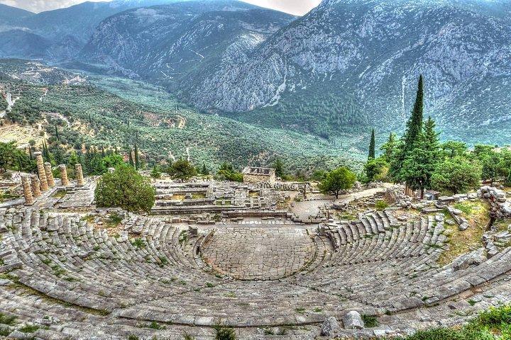 Mercedes Private Tour til Delphi og Arachova