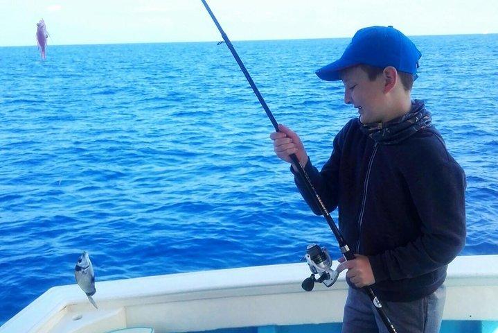 Capri Fishing Excursion with Snorkeling and Lunch from Sorrento