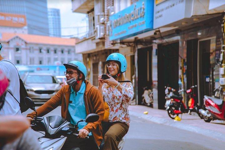 Saigon invisible et les points forts de la ville sur un scooter