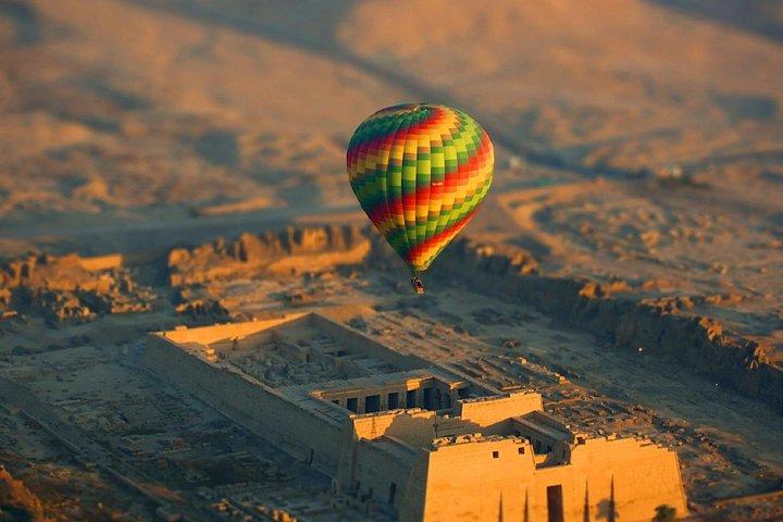 Viaggio in mongolfiera a Luxor