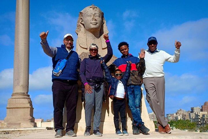 4-tägige Tour: Kairo, Luxor, Alexandria, Sound- und Lichtshow, Dinner-Kreuzfahrt