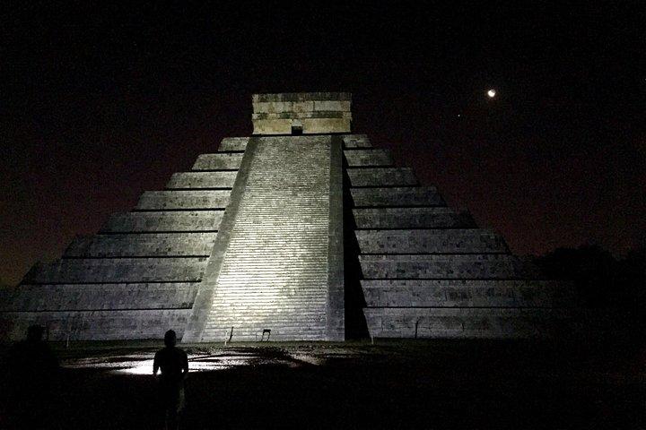 Chichen Itza Sunrise en Cenote Ik Kil uit Cancun