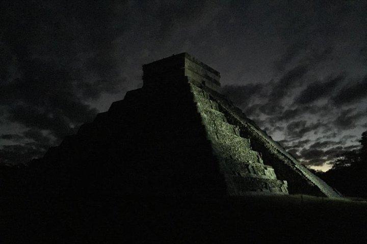 Chichen Itza Sunrise en Cenote Ik Kil uit Cancun