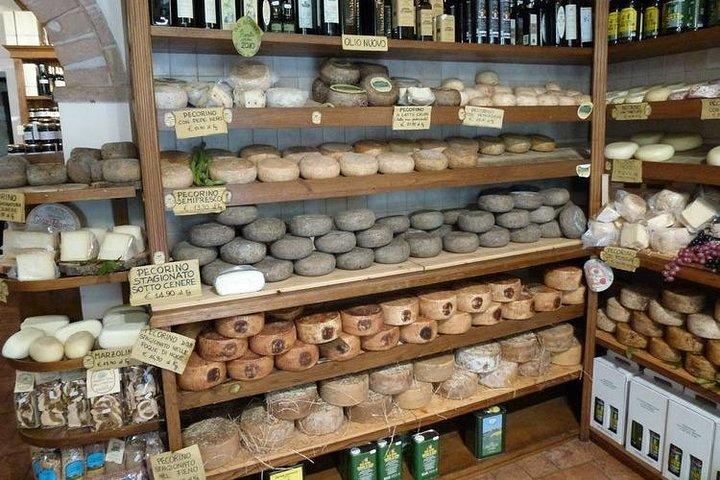 Pecorino Cheese Factory & Chianti Wine Tour in Toscane - De perfecte combinatie